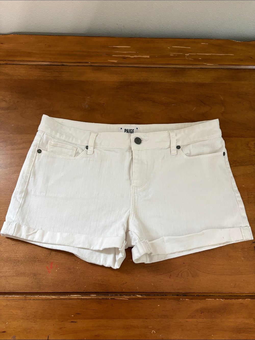 PAIGE White Women's Cuffed Denim Shorts Size 31